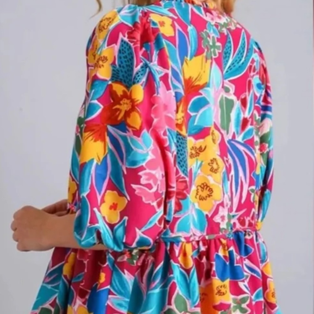 NWT Umgee Vibrant Floral Tropical Boho Babydoll Peplum Top - Size L - Picture 3 of 3